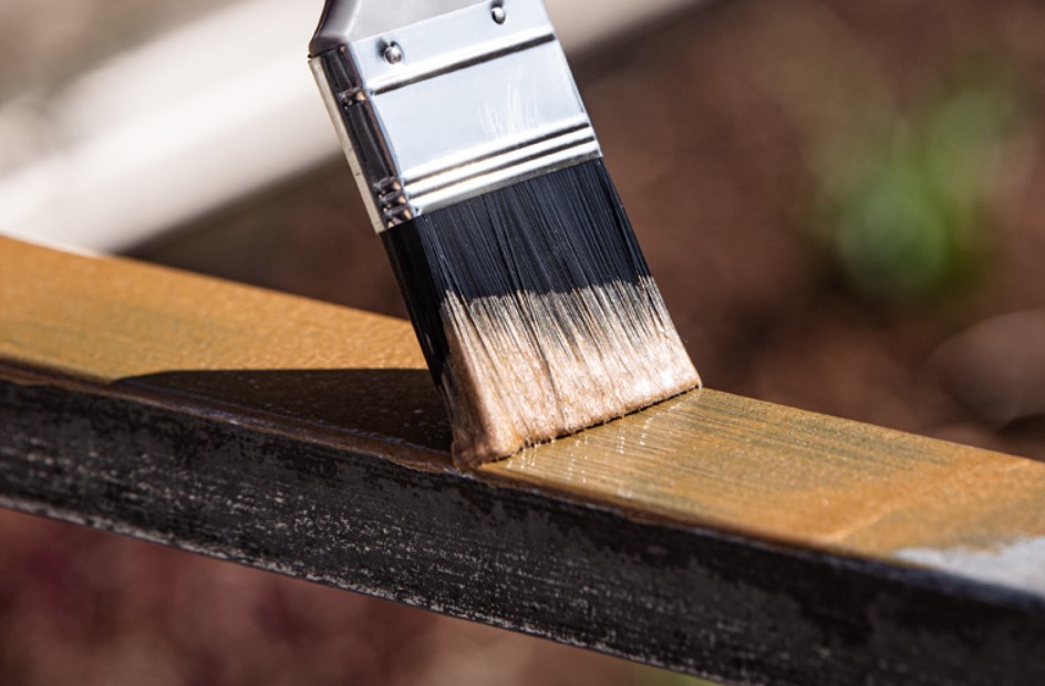 Яка емаль краще: акрилова або алкідна?