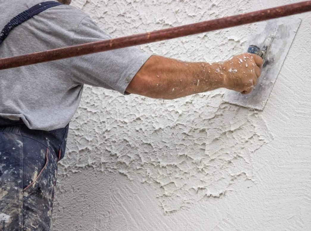 Як розрахувати витрати штукатурки на 1м²